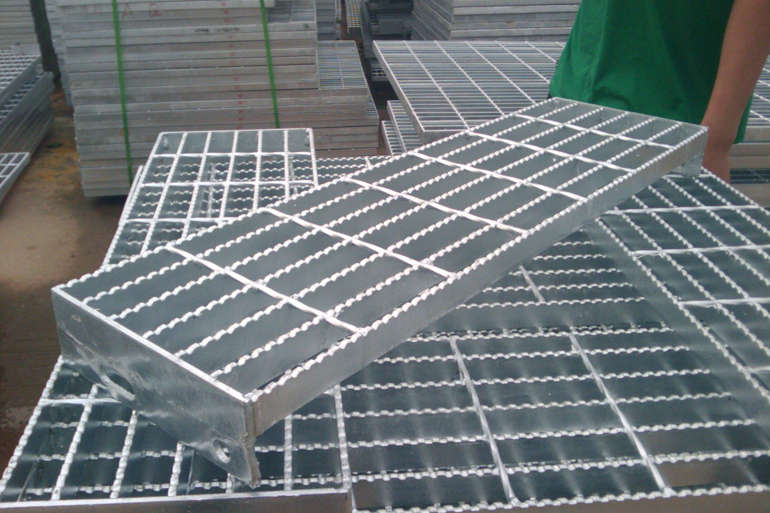 1565664286216019537.jpg 024.jpg